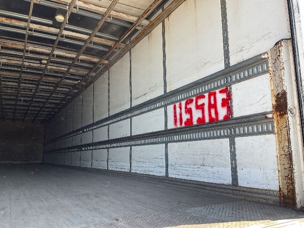 Dry Van Trailer-Semi Trailers-Stoughton-2015-Trailer-West Sacramento-CA-316,891\n\t\tmiles-$ 15,500 - Image 10