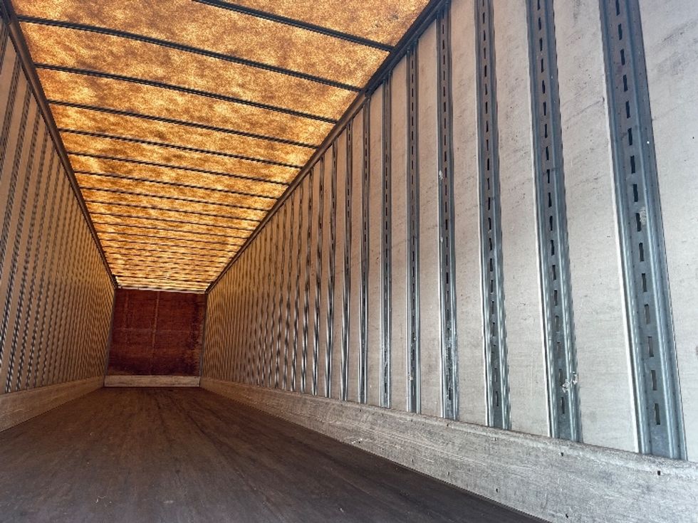 Dry Van Trailer-Semi Trailers-Trailmobile-2005-Trailer-Conover-NC-442,007\n\t\tmiles-$ 7,750 - Image 10