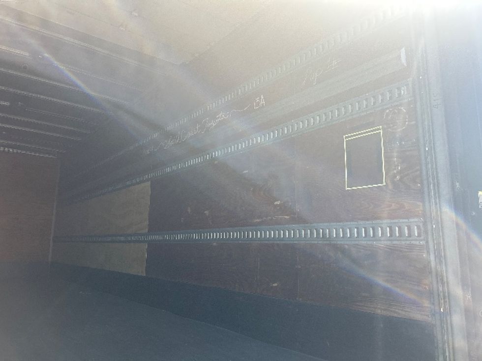 Dry Van Trailer-Semi Trailers-Trailmobile-2006-Trailer-Corona-CA-358,958\n\t\tmiles-$ 7,500 - Image 10