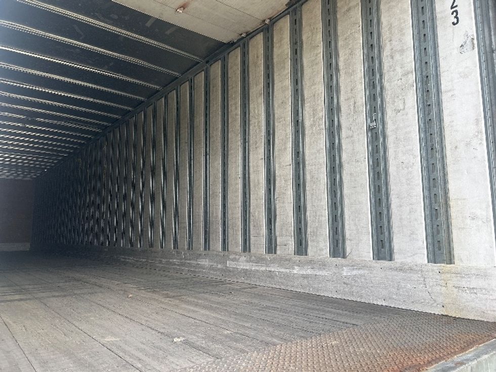 Dry Van Trailer-Semi Trailers-Trailmobile-2007-Trailer-West Sacramento-CA-320,424\n\t\tmiles-$ 8,750 - Image 10