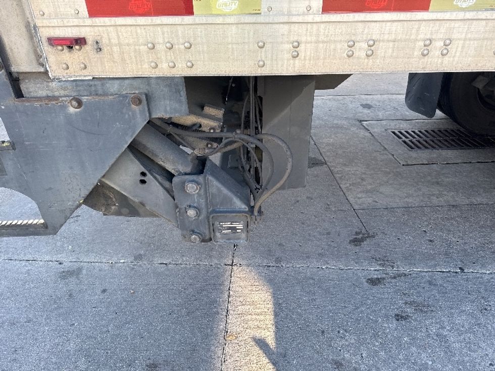 Dry Van Trailer-Semi Trailers-Utility-2010-Trailer-Carrollton-TX-1,039,497\n\t\tmiles-$ 11,000 - Image 12