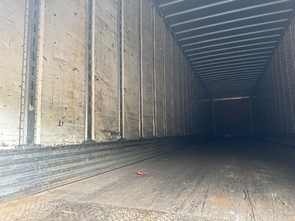 Dry Van Trailer-Semi Trailers-Utility-2011-Trailer-Moberly-MO-152,367\n\t\tmiles-$ 13,250 - Image 8