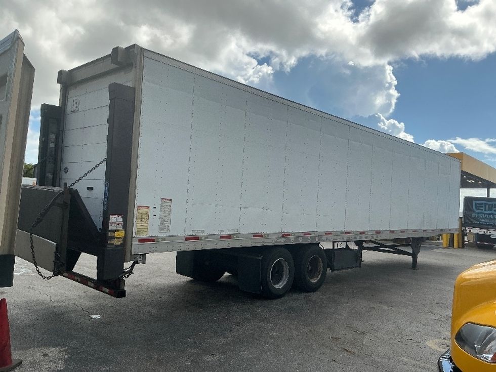 Dry Van Trailer-Semi Trailers-Utility-2011-Trailer-Riviera Beach-FL-292,220\n\t\tmiles-$ 9,000 - Image 4