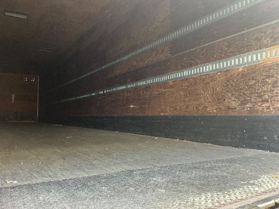 Dry Van Trailer-Semi Trailers-Utility-2011-Trailer-Riviera Beach-FL-326,578\n\t\tmiles-$ 11,000 - Image 10