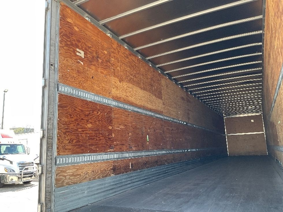 Dry Van Trailer-Semi Trailers-Utility-2012-Trailer-Erlanger-KY-345,123\n\t\tmiles-$ 12,250 - Image 8