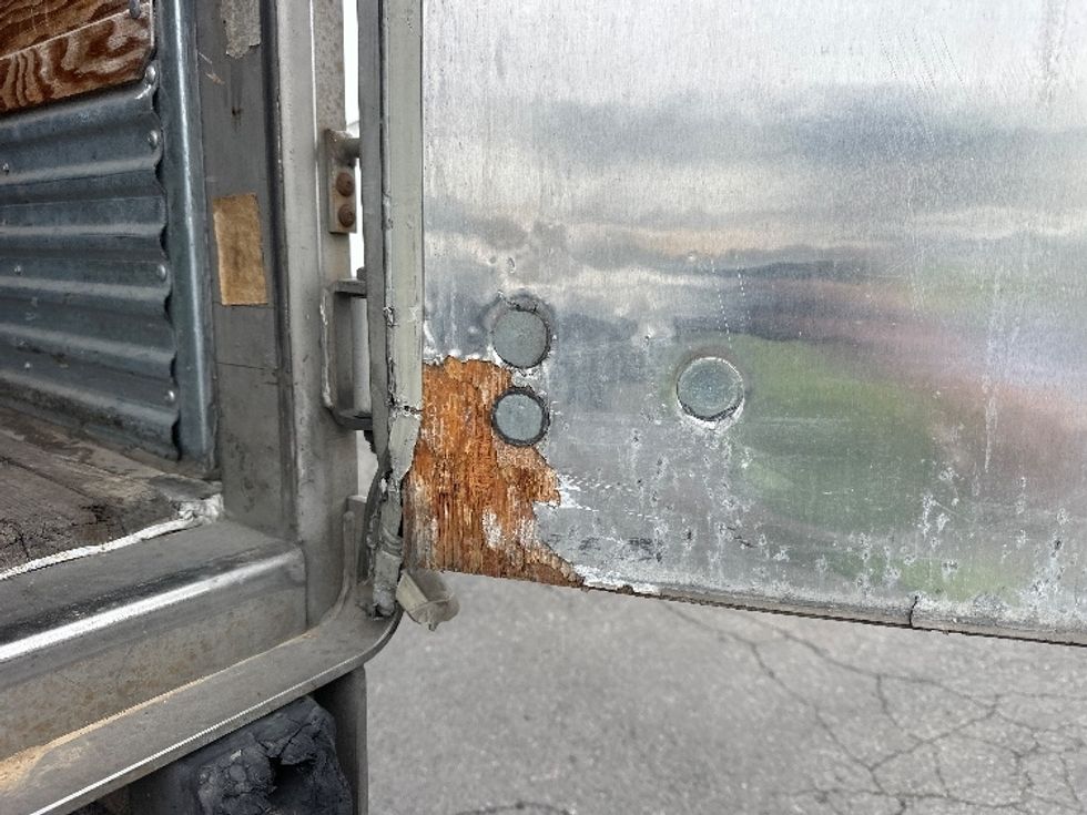 Dry Van Trailer-Semi Trailers-Utility-2012-Trailer-Fontana-CA-571,286\n\t\tmiles-$ 9,500 - Image 11