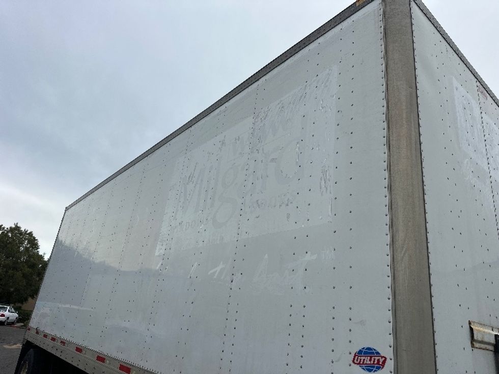 Dry Van Trailer-Semi Trailers-Utility-2012-Trailer-Fontana-CA-571,286\n\t\tmiles-$ 9,500 - Image 12