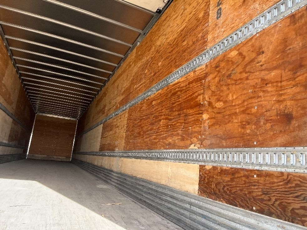 Dry Van Trailer-Semi Trailers-Utility-2012-Trailer-Warren-MI-232,598\n\t\tmiles-$ 12,000 - Image 9