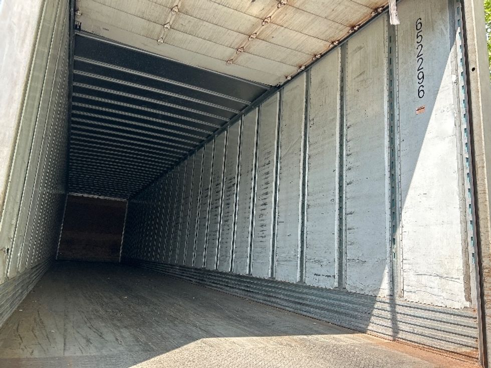 Dry Van Trailer-Semi Trailers-Utility-2013-Trailer-Belcamp-MD-443,519\n\t\tmiles-$ 15,000 - Image 9