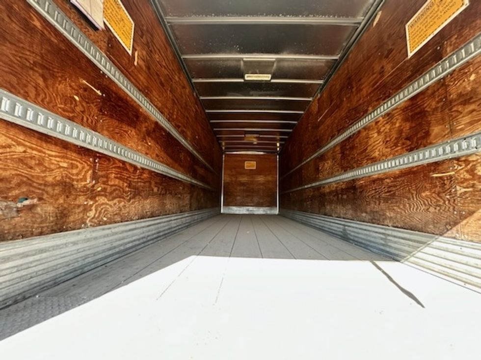 Dry Van Trailer-Semi Trailers-Utility-2013-Trailer-Fresno-CA-255,540\n\t\tmiles-$ 11,000 - Image 9