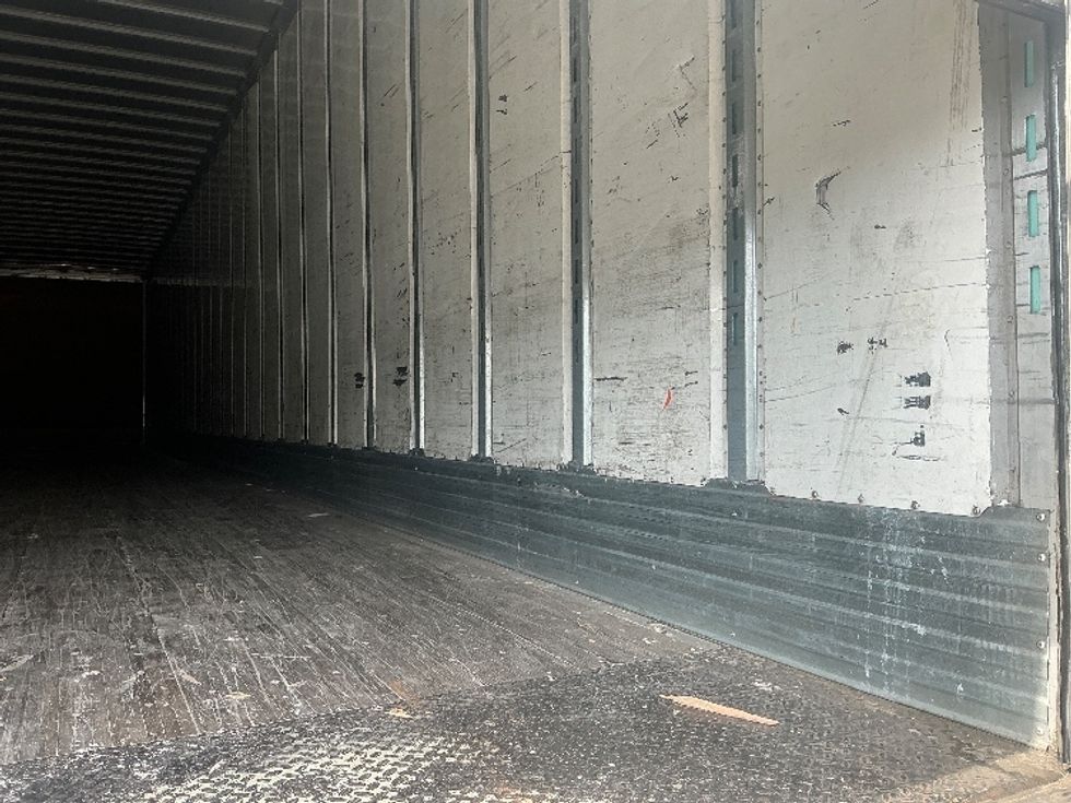 Dry Van Trailer-Semi Trailers-Utility-2013-Trailer-Medley-FL-162,752\n\t\tmiles-$ 15,500 - Image 10