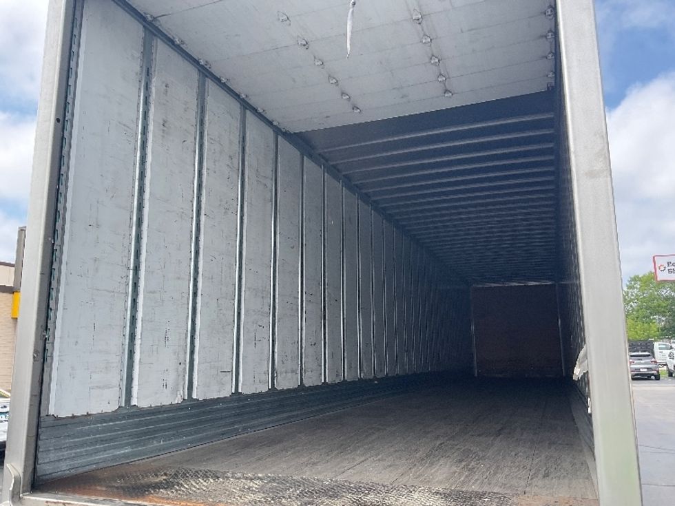 Dry Van Trailer-Semi Trailers-Utility-2013-Trailer-Milwaukee-WI-484,023\n\t\tmiles-$ 14,000 - Image 9