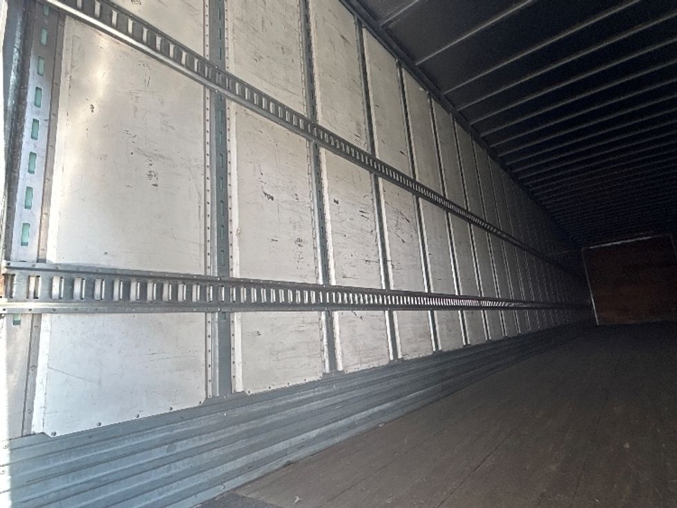 Dry Van Trailer-Semi Trailers-Utility-2013-Trailer-Ontario-CA-187,199\n\t\tmiles-$ 13,500 - Image 9