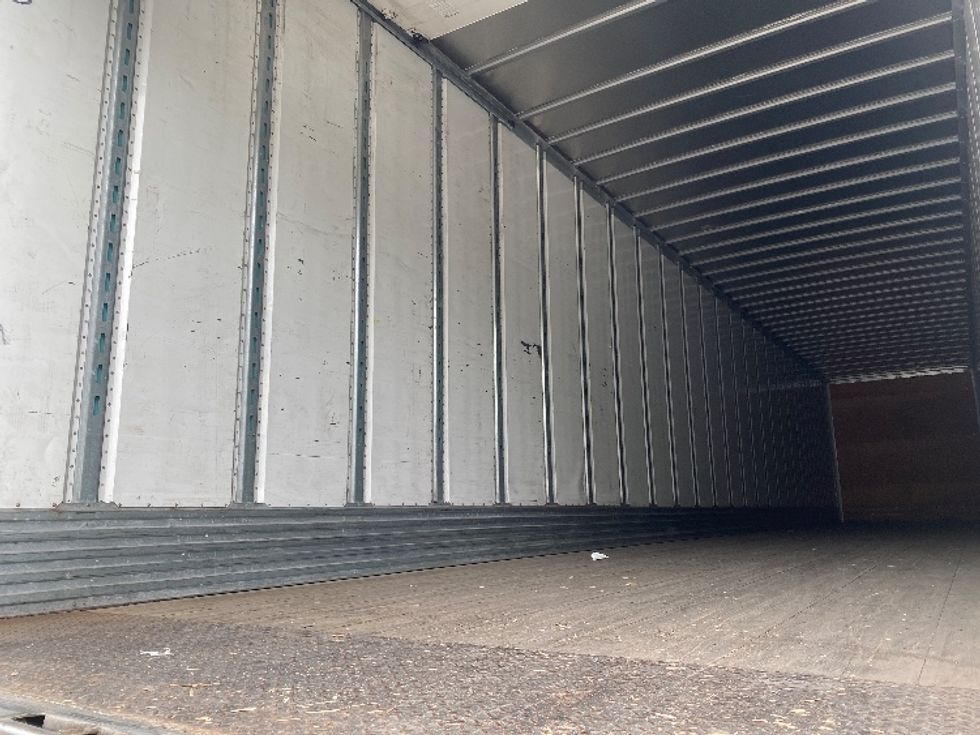 Dry Van Trailer-Semi Trailers-Utility-2013-Trailer-Parsippany-NJ-318,889\n\t\tmiles-$ 13,000 - Image 9