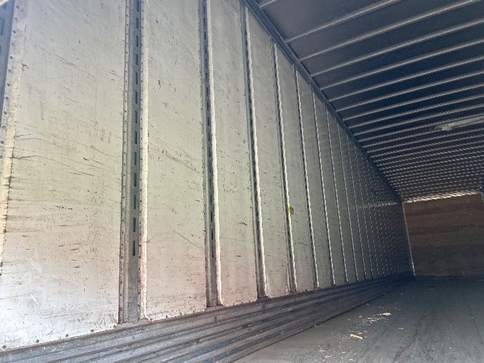 Dry Van Trailer-Semi Trailers-Utility-2013-Trailer-Pennsauken-NJ-497,249\n\t\tmiles-$ 13,000 - Image 8