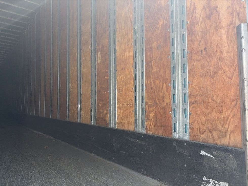 Dry Van Trailer-Semi Trailers-Utility-2014-Trailer-Atlanta-GA-253,100\n\t\tmiles-$ 12,000 - Image 9
