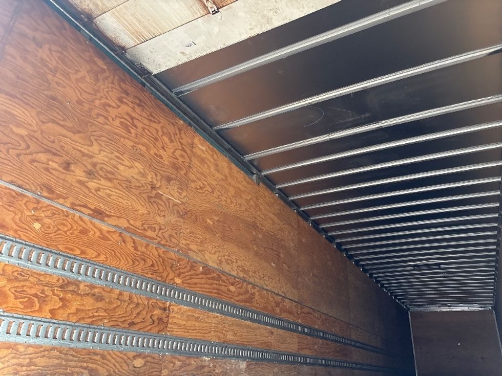 Dry Van Trailer-Semi Trailers-Utility-2014-Trailer-Burlington-NJ-494,206\n\t\tmiles-$ 14,750 - Image 8