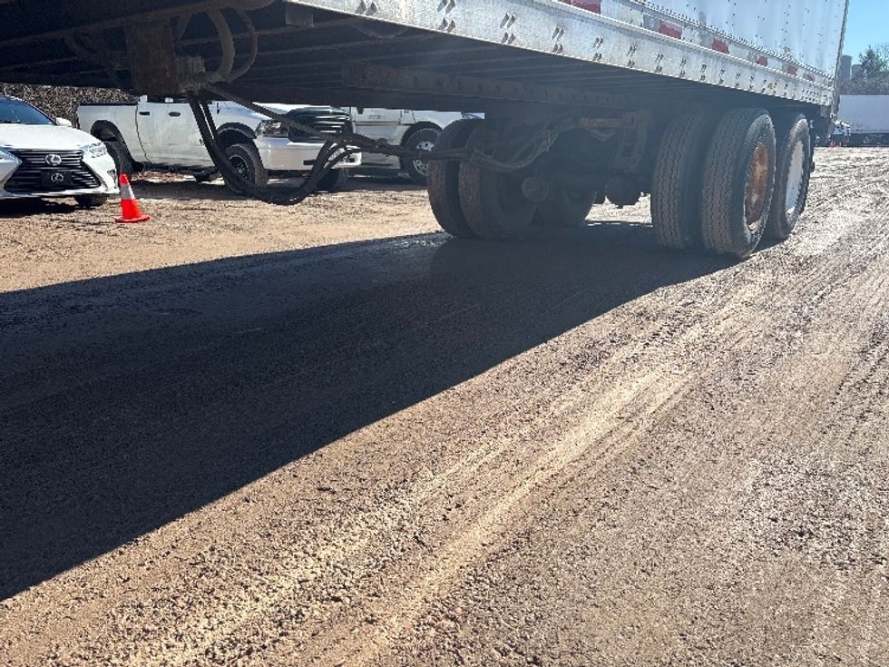 Dry Van Trailer-Semi Trailers-Utility-2014-Trailer-Chicopee-MA-549,161\n\t\tmiles-$ 15,000 - Image 5