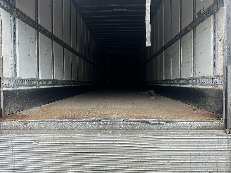 Dry Van Trailer-Semi Trailers-Utility-2014-Trailer-Chicopee-MA-549,161\n\t\tmiles-$ 15,000 - Image 8