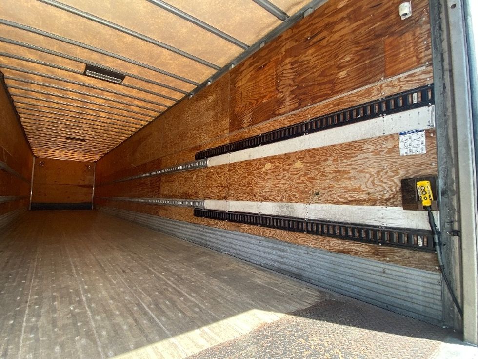 Dry Van Trailer-Semi Trailers-Utility-2014-Trailer-Cleveland-TN-1,117,484\n\t\tmiles-$ 15,750 - Image 10