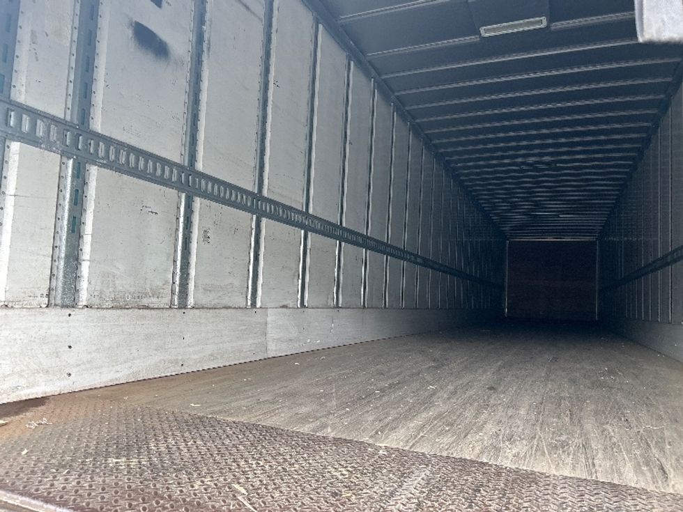 Dry Van Trailer-Semi Trailers-Utility-2014-Trailer-Jessup-MD-626,000\n\t\tmiles-$ 13,500 - Image 9