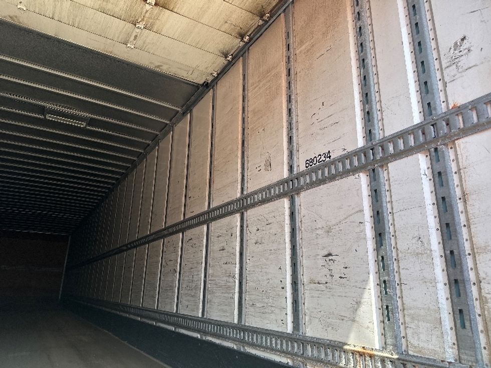 Dry Van Trailer-Semi Trailers-Utility-2014-Trailer-Kutztown-PA-325,312\n\t\tmiles-$ 14,000 - Image 10