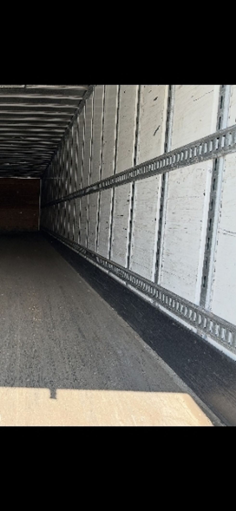 Dry Van Trailer-Semi Trailers-Utility-2014-Trailer-Kutztown-PA-363,223\n\t\tmiles-$ 14,000 - Image 10