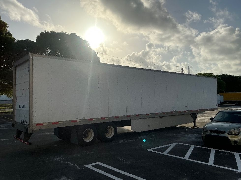 Dry Van Trailer-Semi Trailers-Utility-2014-Trailer-Medley-FL-407,189\n\t\tmiles-$ 15,500 - Image 4