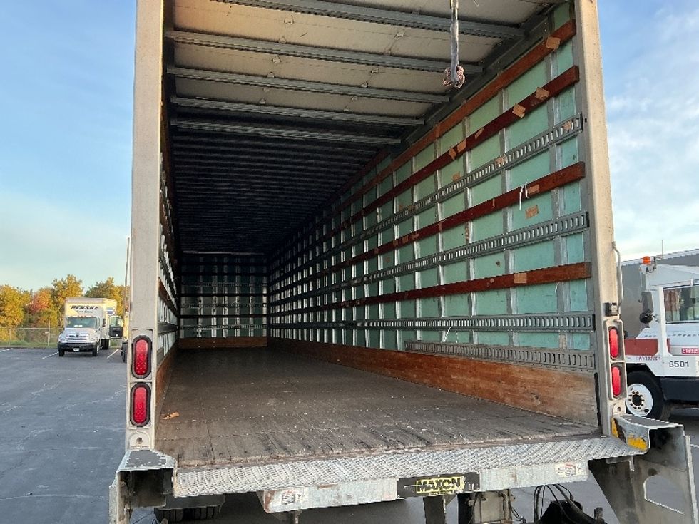 Dry Van Trailer-Semi Trailers-Utility-2014-Trailer-Sacramento-CA-252,642\n\t\tmiles-$ 14,750 - Image 10