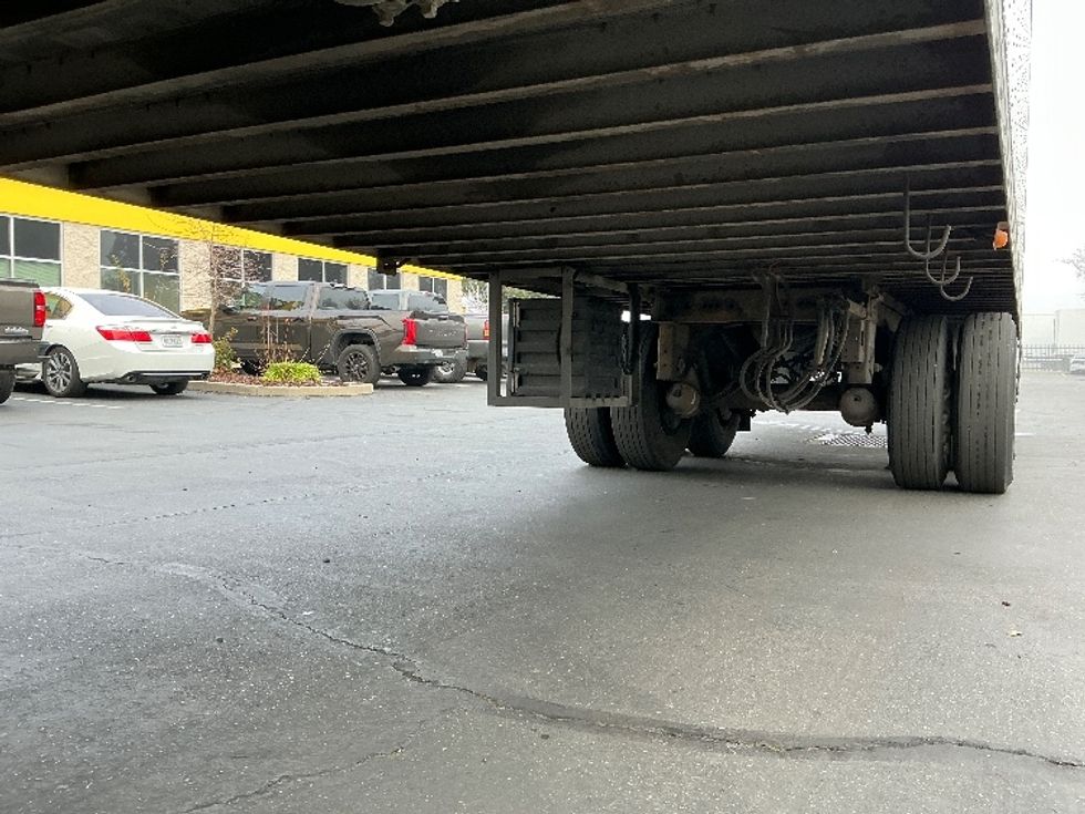 Dry Van Trailer-Semi Trailers-Utility-2014-Trailer-Sacramento-CA-316,530\n\t\tmiles-$ 14,750 - Image 12