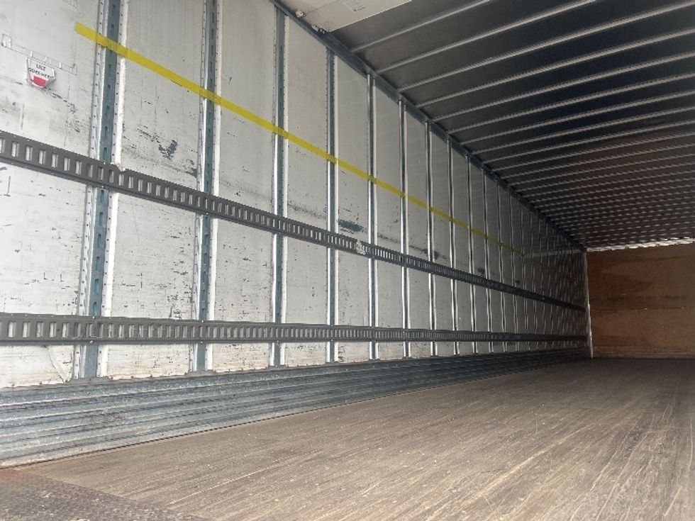 Dry Van Trailer-Semi Trailers-Utility-2014-Trailer-Swedesboro-NJ-302,006\n\t\tmiles-$ 14,000 - Image 9