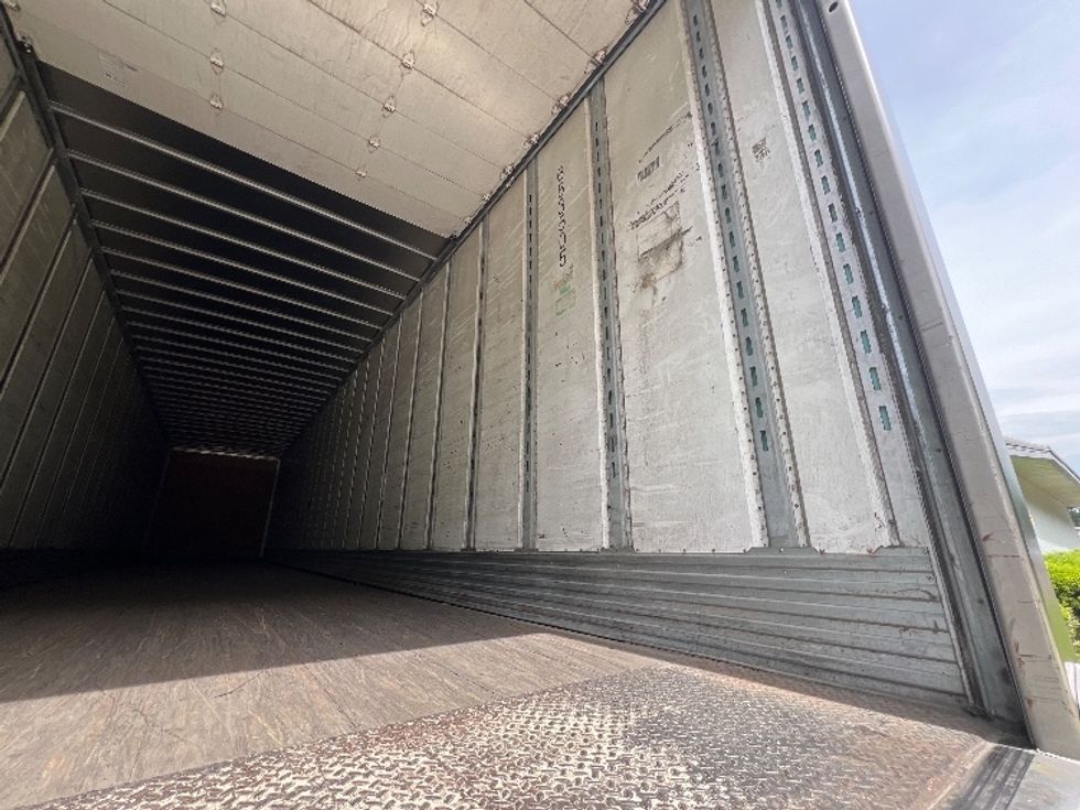 Dry Van Trailer-Semi Trailers-Utility-2014-Trailer-West Columbia-SC-247,777\n\t\tmiles-$ 13,500 - Image 9