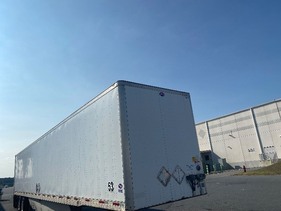 Dry Van Trailer-Semi Trailers-Utility-2015-Trailer-Allentown-PA-478,935\n\t\tmiles-$ 15,500 - Image 1