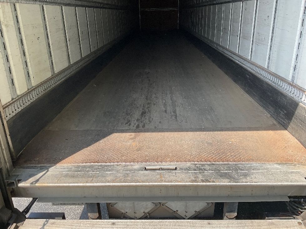 Dry Van Trailer-Semi Trailers-Utility-2015-Trailer-Bangor-ME-541,548\n\t\tmiles-$ 15,000 - Image 8