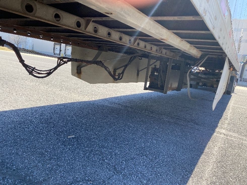 Dry Van Trailer-Semi Trailers-Utility-2015-Trailer-Bethlehem-PA-245,000\n\t\tmiles-$ 15,000 - Image 11