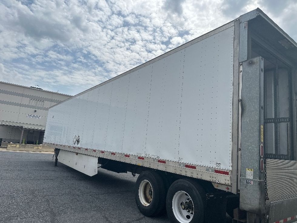 Dry Van Trailer-Semi Trailers-Utility-2015-Trailer-Bethlehem-PA-245,000\n\t\tmiles-$ 15,000 - Image 3
