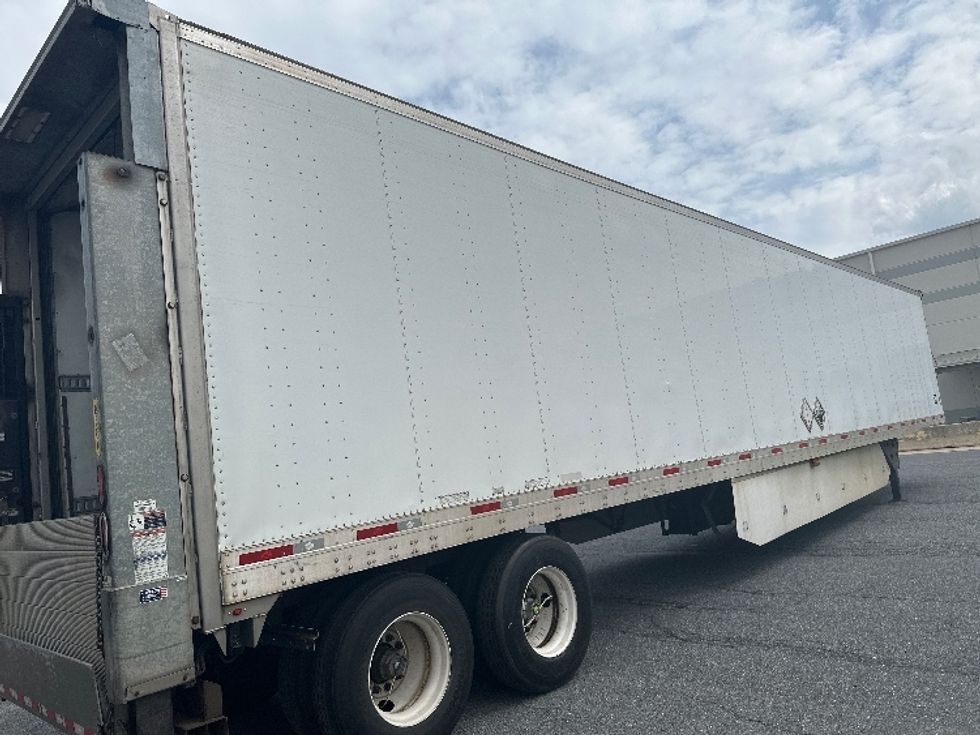Dry Van Trailer-Semi Trailers-Utility-2015-Trailer-Bethlehem-PA-245,000\n\t\tmiles-$ 15,000 - Image 4