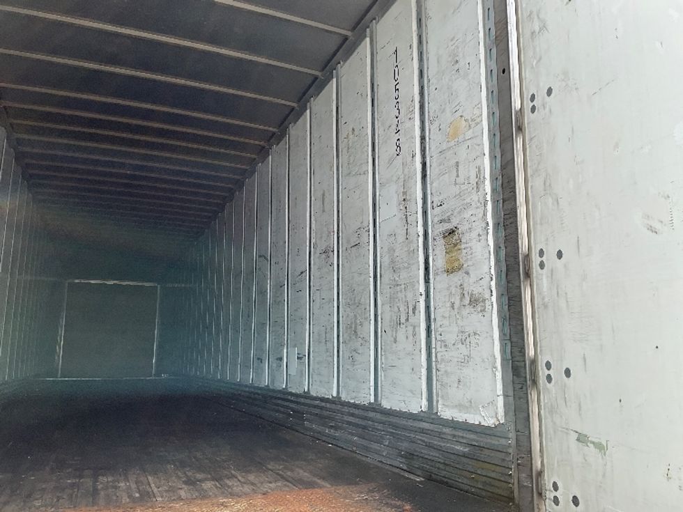 Dry Van Trailer-Semi Trailers-Utility-2015-Trailer-Buffalo-NY-250,400\n\t\tmiles-$ 15,000 - Image 10