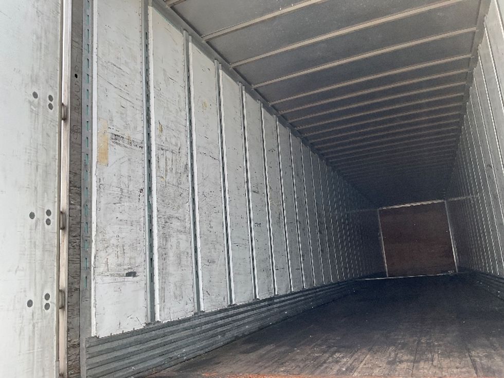 Dry Van Trailer-Semi Trailers-Utility-2015-Trailer-Buffalo-NY-250,400\n\t\tmiles-$ 15,000 - Image 9