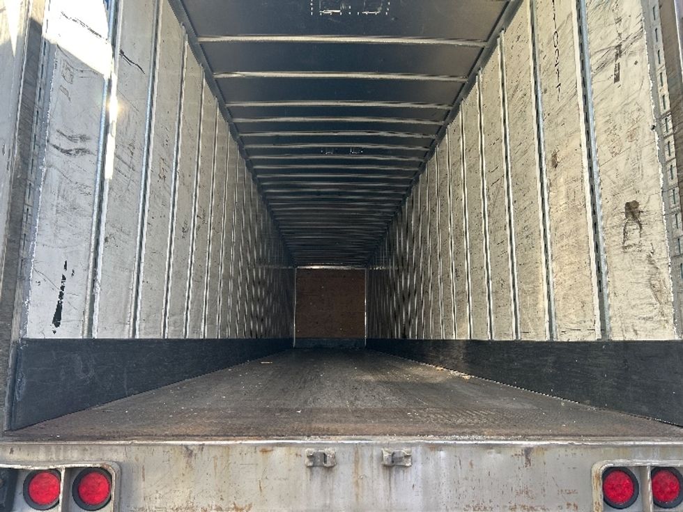 Dry Van Trailer-Semi Trailers-Utility-2015-Trailer-Buffalo-NY-298,300\n\t\tmiles-$ 15,000 - Image 11