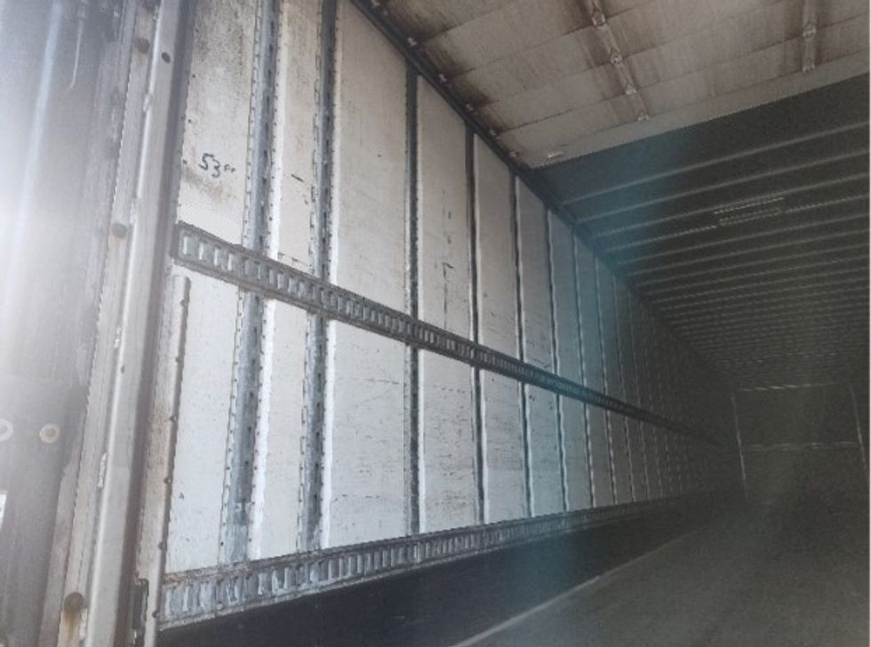 Dry Van Trailer-Semi Trailers-Utility-2015-Trailer-Chicopee-MA-256,415\n\t\tmiles-$ 15,000 - Image 7