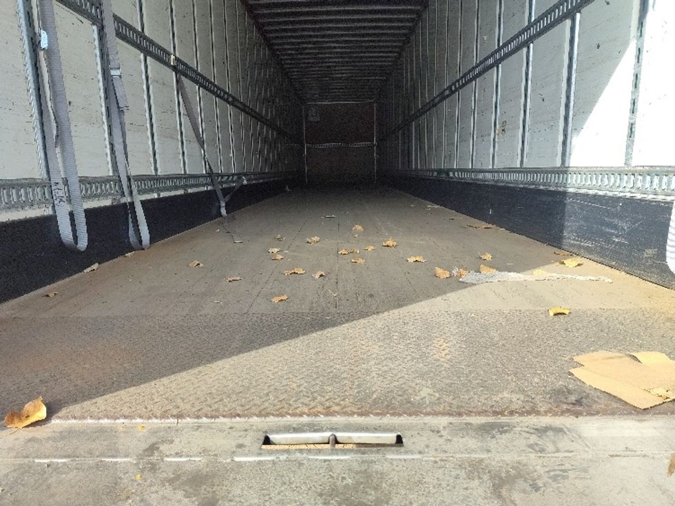 Dry Van Trailer-Semi Trailers-Utility-2015-Trailer-Chicopee-MA-492,979\n\t\tmiles-$ 19,500 - Image 8