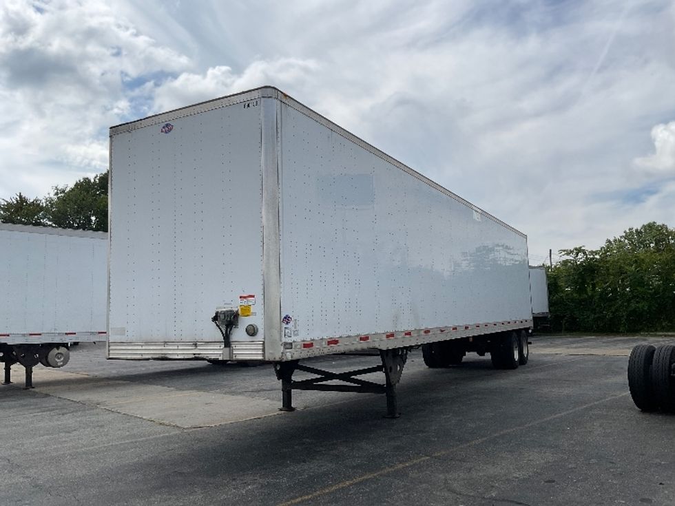 Dry Van Trailer-Semi Trailers-Utility-2015-Trailer-Chicopee-MA-50,596\n\t\tmiles-$ 14,250 - Image 2