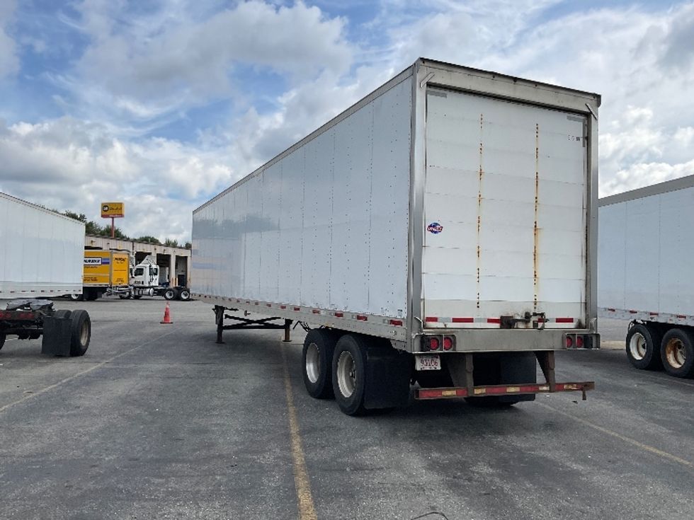 Dry Van Trailer-Semi Trailers-Utility-2015-Trailer-Chicopee-MA-50,596\n\t\tmiles-$ 14,250 - Image 3