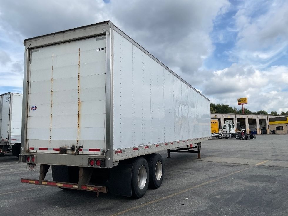 Dry Van Trailer-Semi Trailers-Utility-2015-Trailer-Chicopee-MA-50,596\n\t\tmiles-$ 14,250 - Image 4