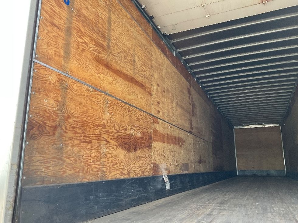 Dry Van Trailer-Semi Trailers-Utility-2015-Trailer-Chicopee-MA-56,000\n\t\tmiles-$ 14,250 - Image 9