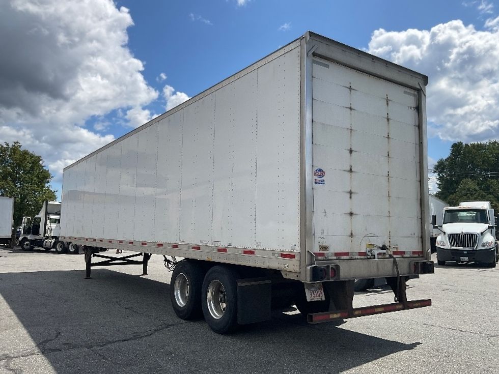 Dry Van Trailer-Semi Trailers-Utility-2015-Trailer-Chicopee-MA-66,411\n\t\tmiles-$ 14,250 - Image 3