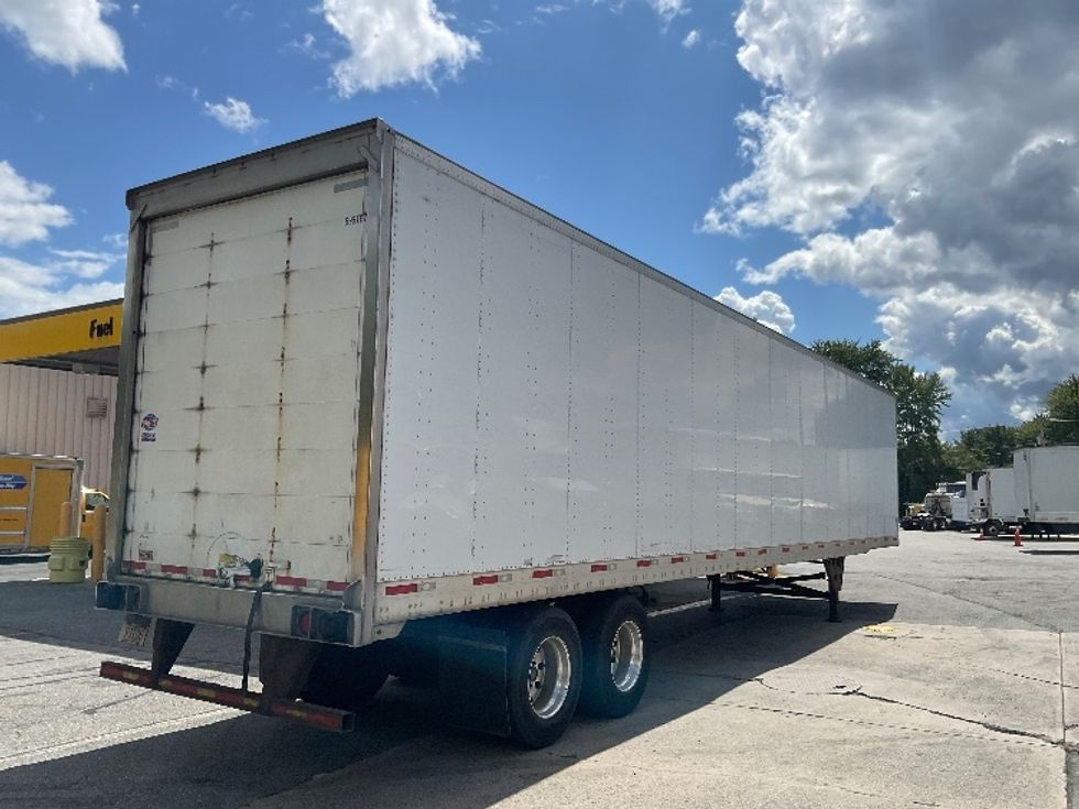 Dry Van Trailer-Semi Trailers-Utility-2015-Trailer-Chicopee-MA-66,411\n\t\tmiles-$ 14,250 - Image 4