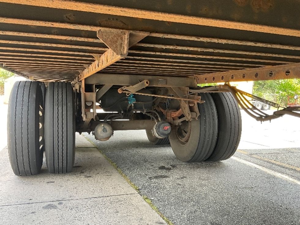 Dry Van Trailer-Semi Trailers-Utility-2015-Trailer-Chicopee-MA-66,411\n\t\tmiles-$ 14,250 - Image 5