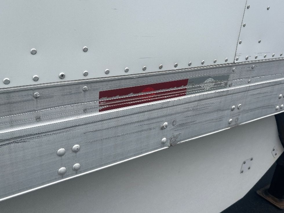 Dry Van Trailer-Semi Trailers-Utility-2015-Trailer-Coburg-OR-1,208,209\n\t\tmiles-$ 14,500 - Image 11